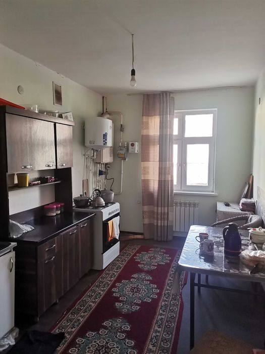 Tez va arzon 3 xonali uy sotuvda  6 mik. OASIS MARKET oldida