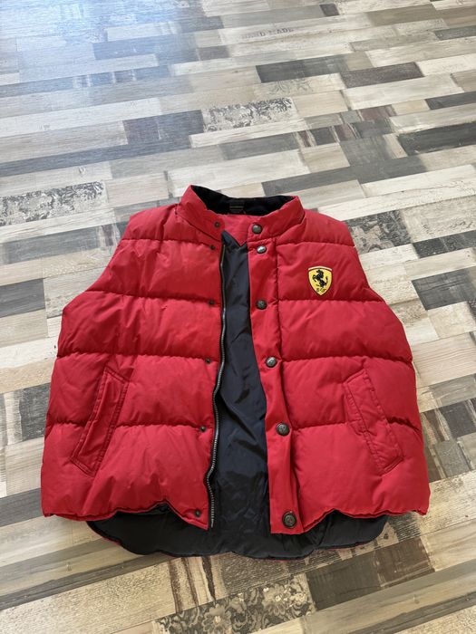 vesta Ferrari Limited Edition