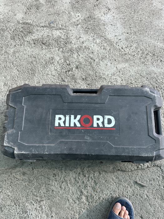 Adboynik sotiladi bu 17 kg