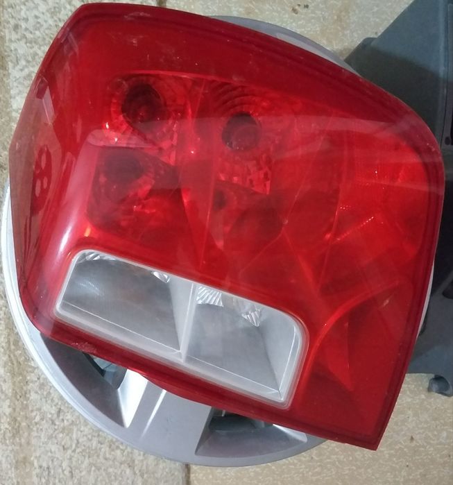 Джентра стоп фара 2 штук