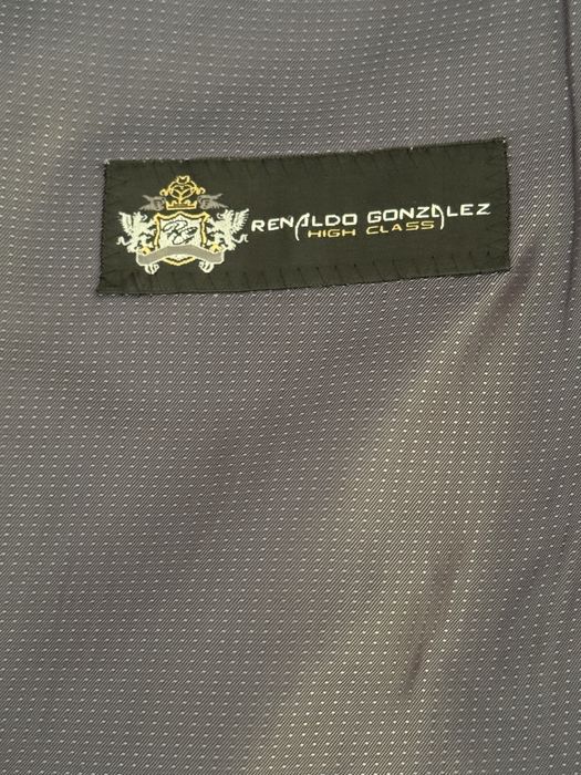 Продам брючный костюм