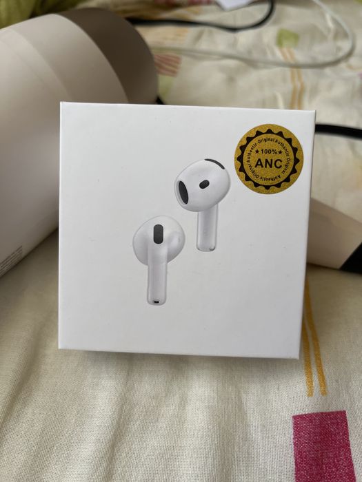 AirPods 4 Active