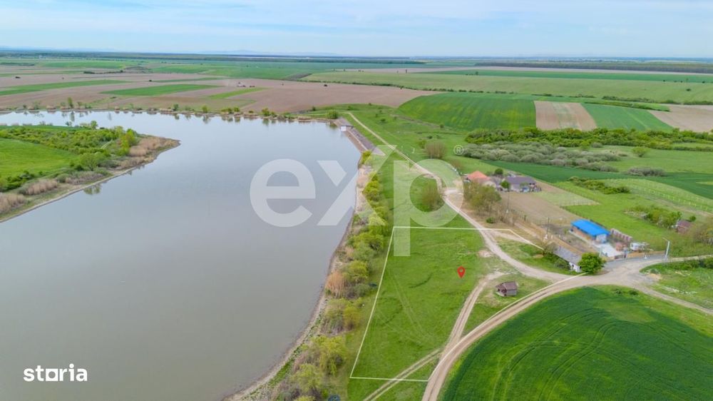 Teren extravilan deosebit, 5755 mp pe malul lacului Miersig, Bihor