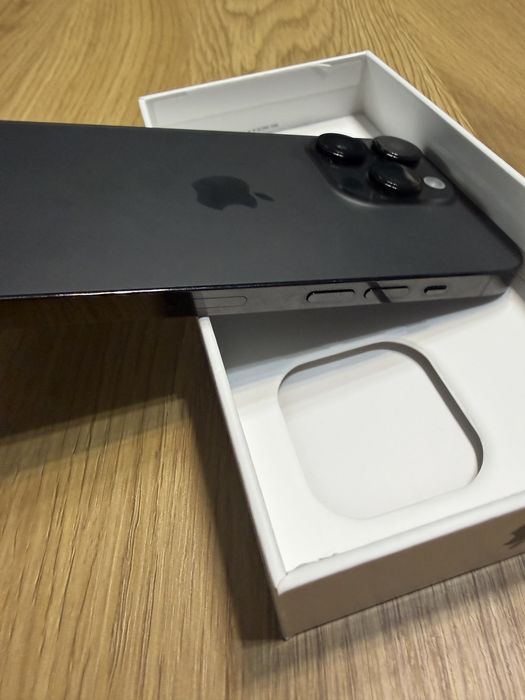iPhone 14 Pro 256GB и iPhone XS Max 64GB
