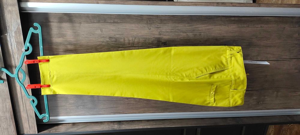 Стильние женские брюки