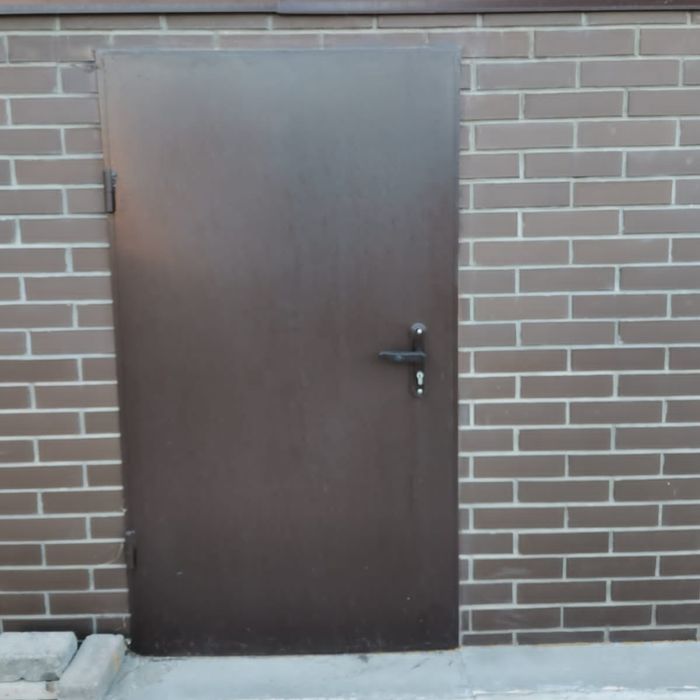 Изготовление железных дверей: 75 000 тг. - Прочие окна и комплектующие ...