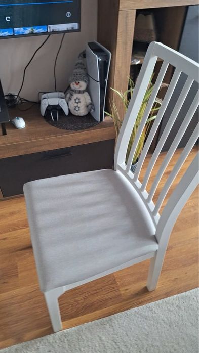 Маса с два стола