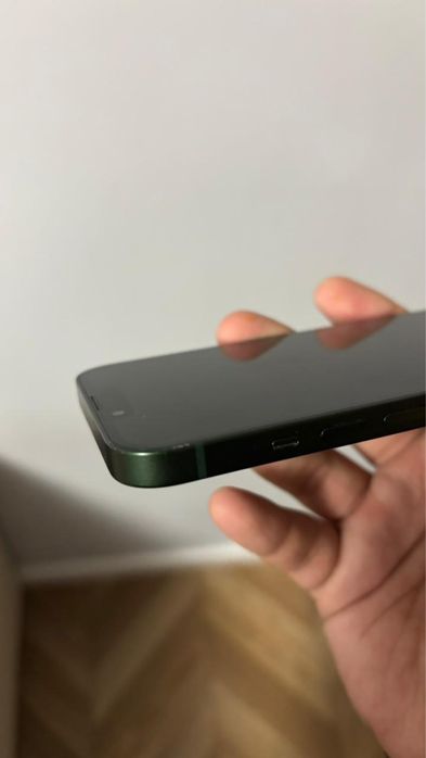 IPhone 13 Green