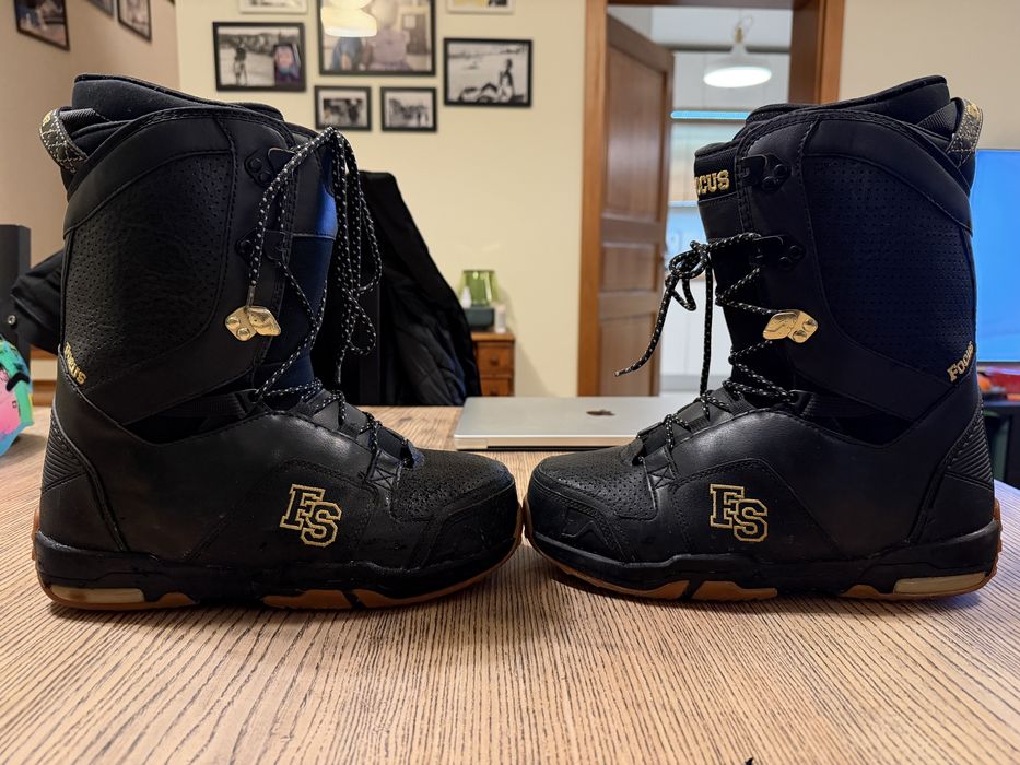 Vând Boots Snowboard Nidecker Focus Mărime 41-42