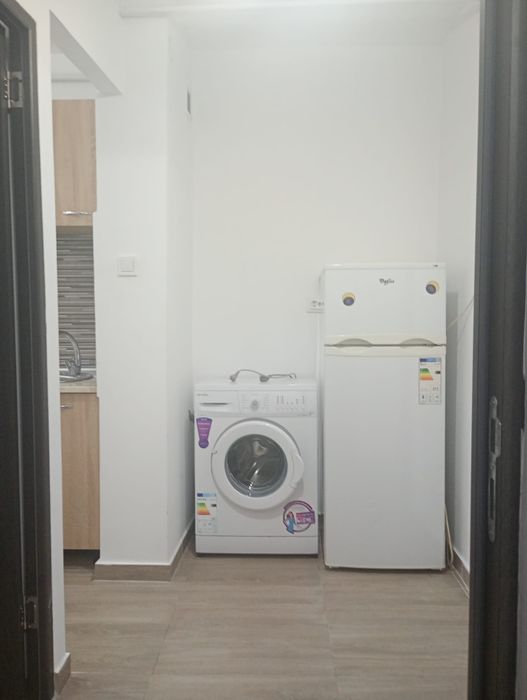 Garsoniera de închiriat