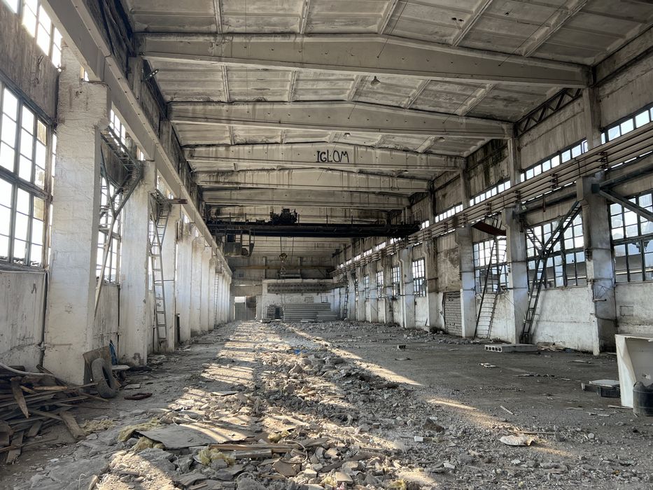 Сдается в аренду помещение площадью 1500 м2