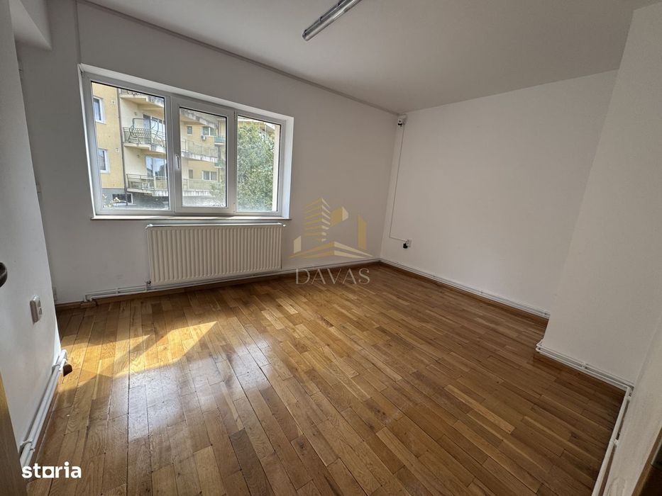 Casa individuala 11 camere 600mp utili | 1.500mp teren | Andrei Muresa