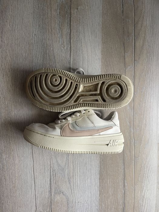 Nike Air Force in stare buna