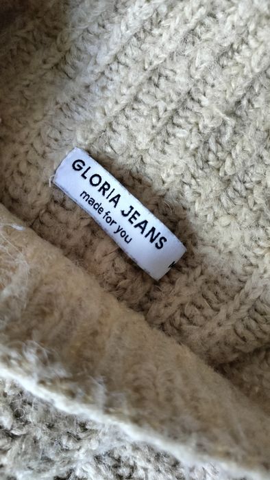 Свитера по 500тг б/у