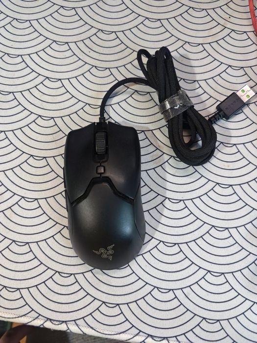 Продам игровую мышь Razer viper mini