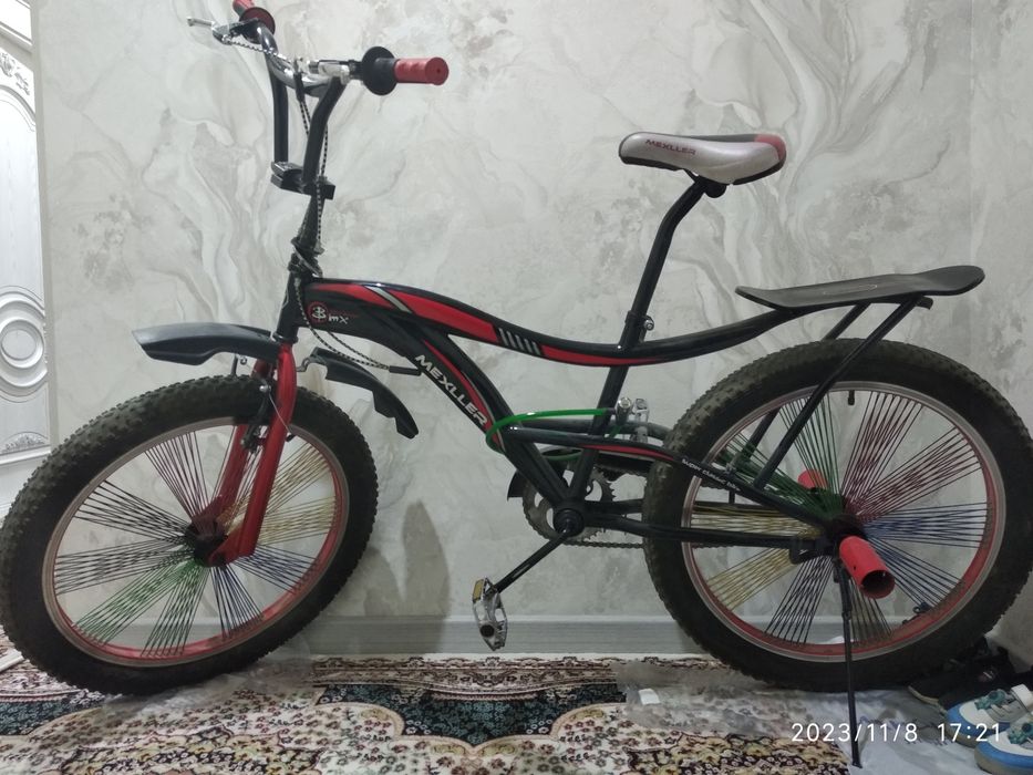 Velik sotiladi. Holati ideal. Srochna. Bonusga nasos va 4ta duga.