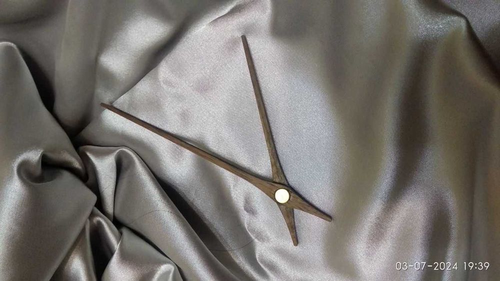 Часовой кварцевый механизм