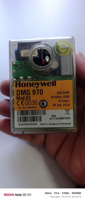 Ультрафиолетовый фонарик 365 нм