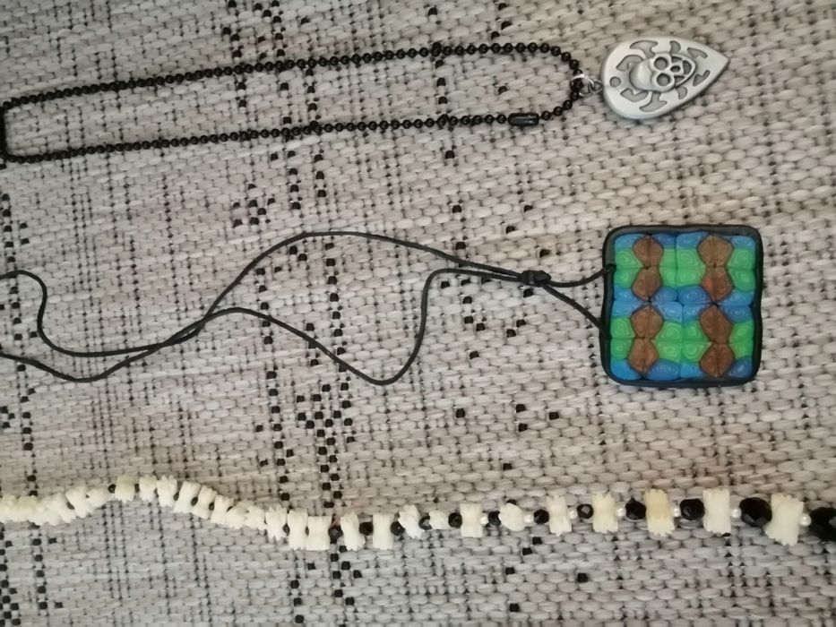 Разнообразие от Дамски колиета