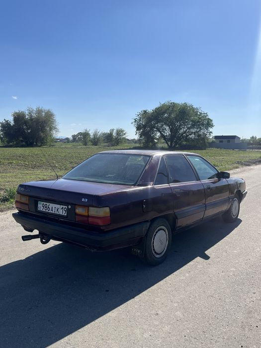 Продам Ауди 100 с3 1989