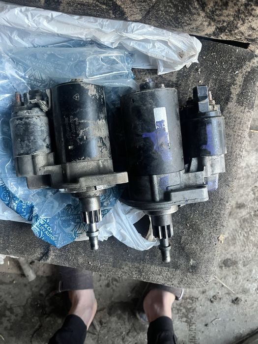 4 диска на 14, стопоки малинки пассат б3 универсал ,докатка пассат б3