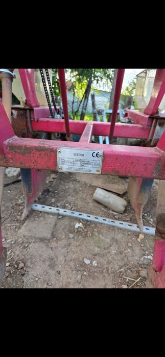 Vand semănătoare porumb