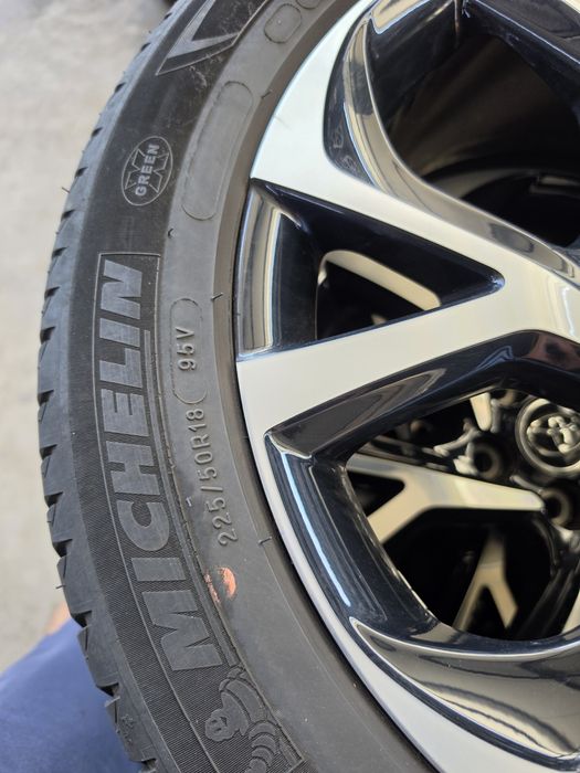 Джанти 18 / 5х114,3 - Toyota CH-R 5x114,3