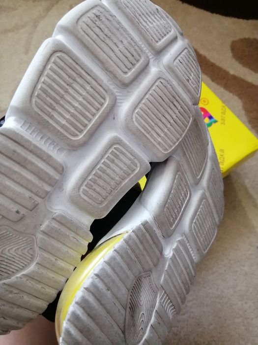 Продам сандали на мальчика