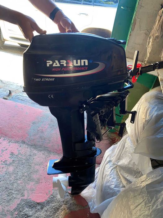Продам лодочный мотор