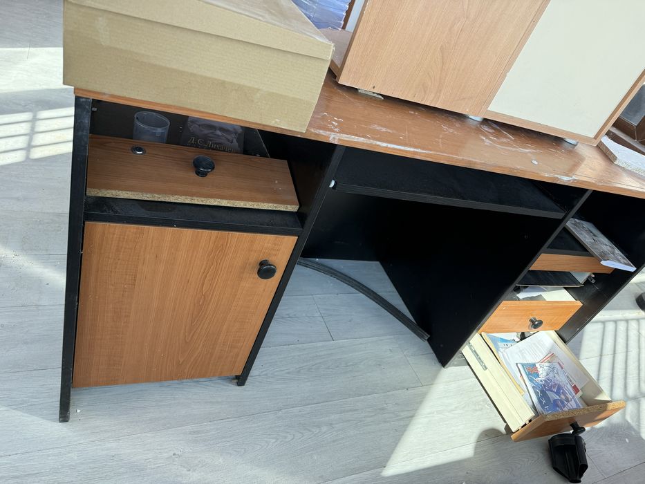 Шкафы тумбы столы