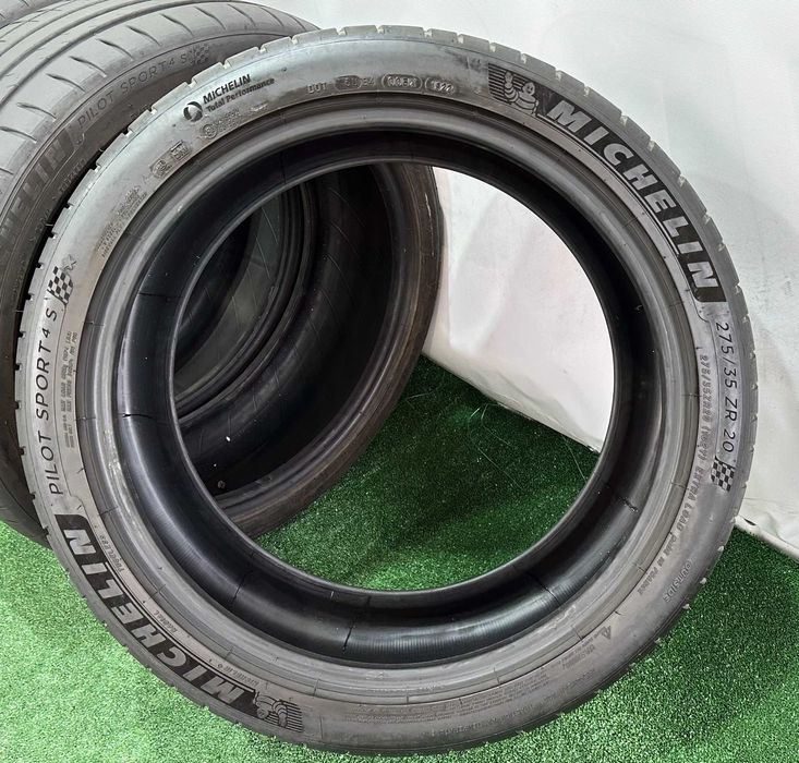 4бр пакет 245/40r20 и 275/35r20 MICHELIN Pilot Sport 4S летни