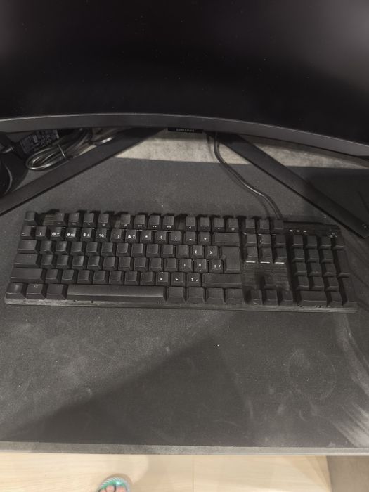 Продам клавиатуру Logitech G413 Se