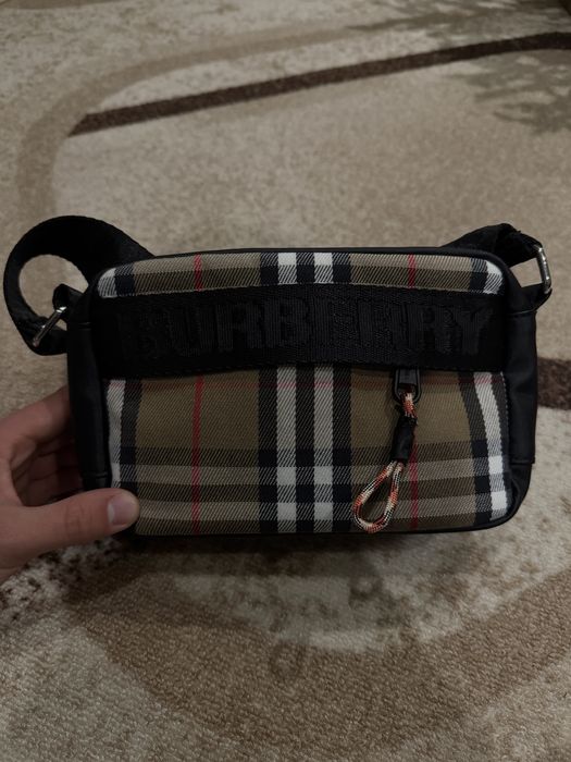 Мъжка чанта с колан