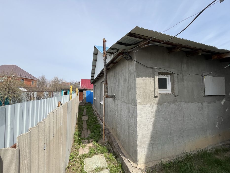 Продается щитовой дом 11м х 9м на разбор