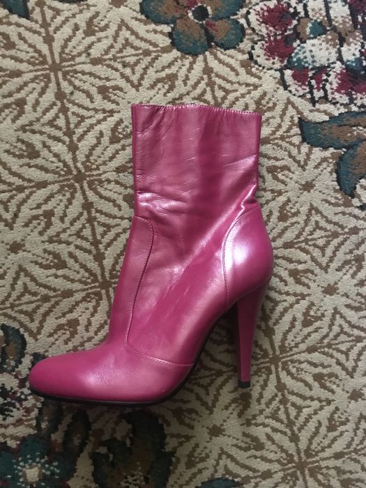 Сапоги кожаные 36 разм “BASIK”