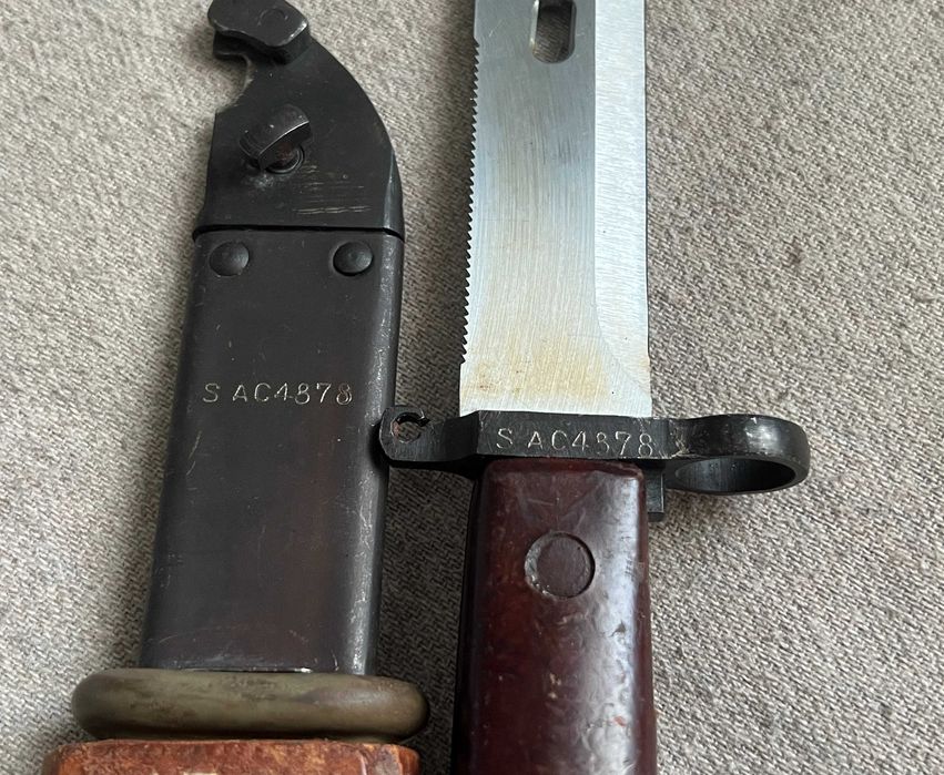 Baionetă militară AKM cu teacă și toc piele original MAPN colecție