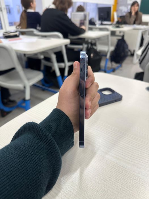 Продам Iphone 13 pro 128 gb