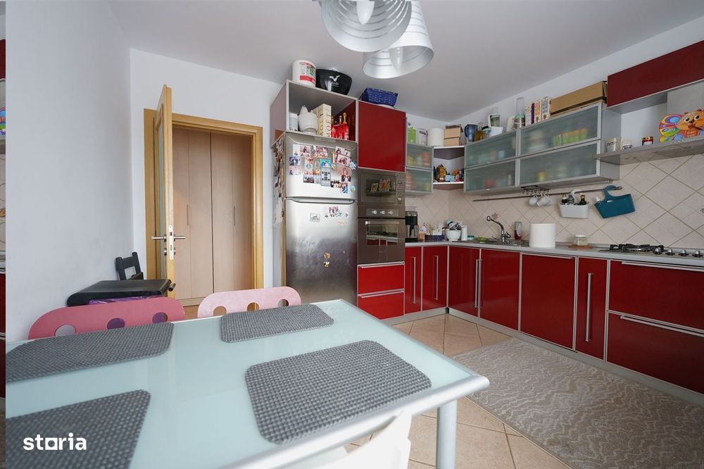 Vila 5 camere, Piscina, Cartier Domus, Pipera, acces rapid A3