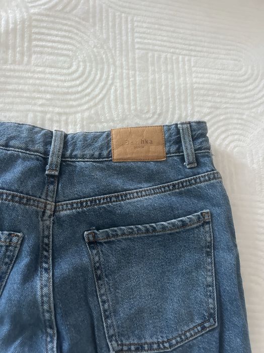 дънки от Bershka