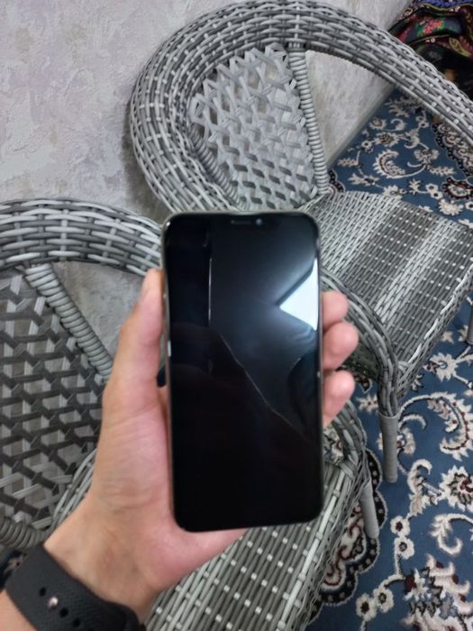 Iphone xs 256gb sotiladi