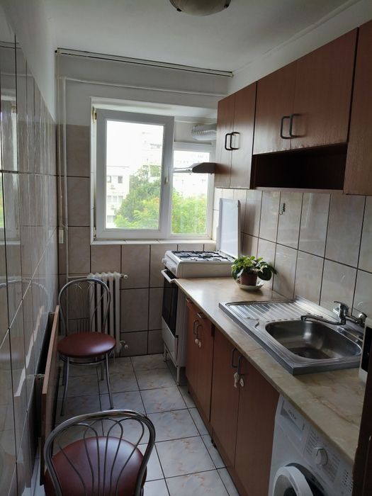 Apartament 2 camere de închiriat