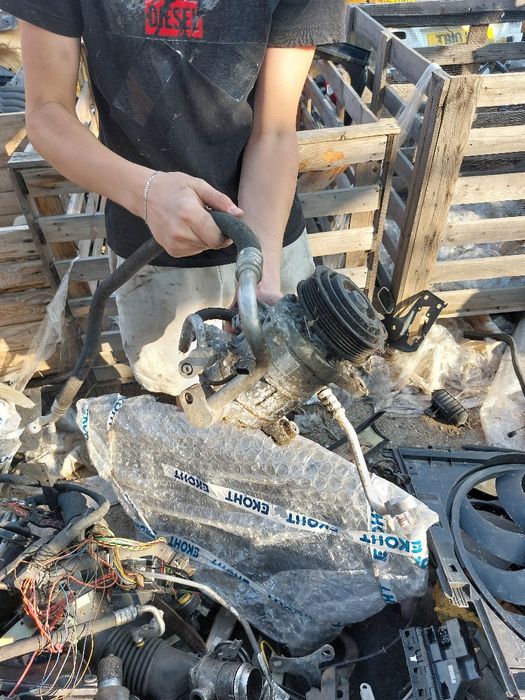 Компресор климатик х5 бмв е53 3.0д 218кс bmw x5 3.0d