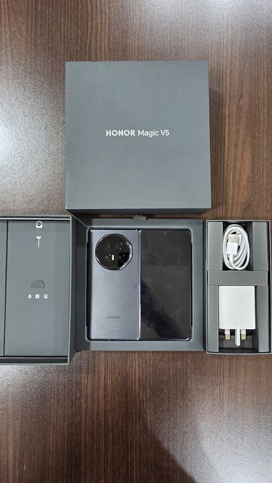 Honor magic v5 global  32gb/512 gb