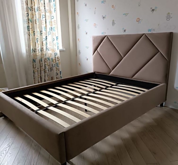 Улица Азаттык дом51 Кровать