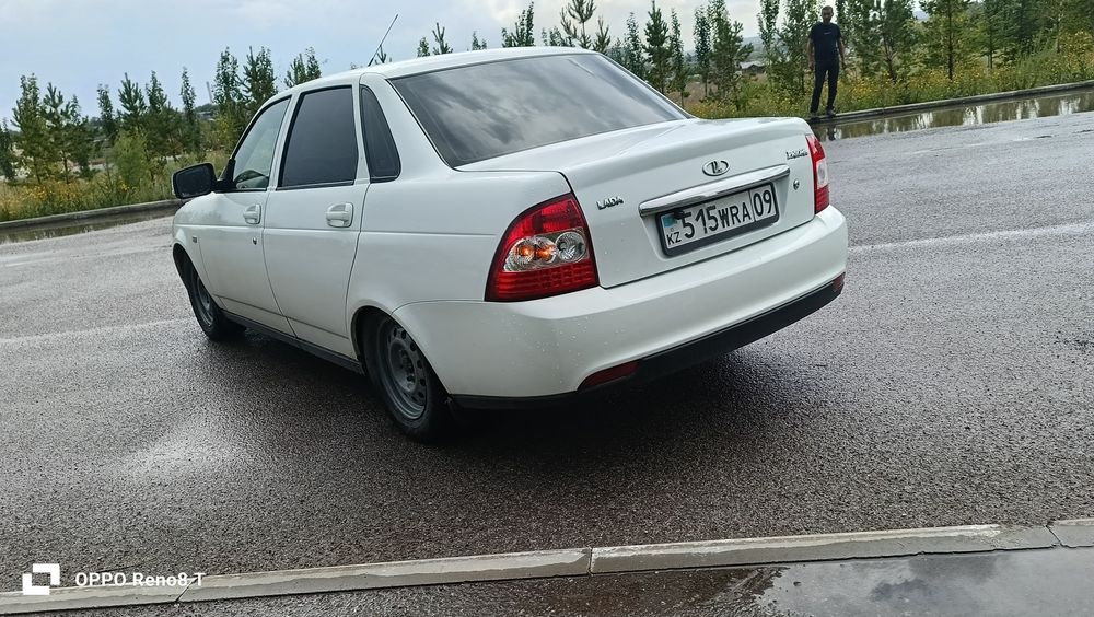 Продаю приору 2014 года