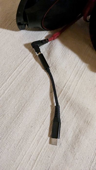 Vând căști Pioneer SE-MJ722T + adaptor audio USB-C - Jack 3.5 mm