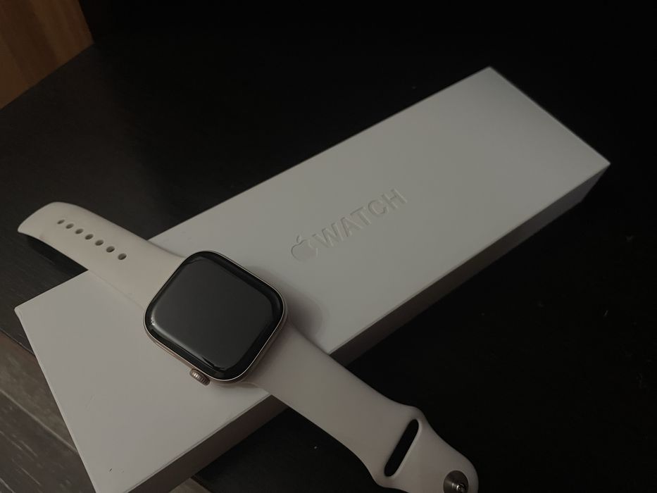 Apple Watch Series 11 S/M 42 мм