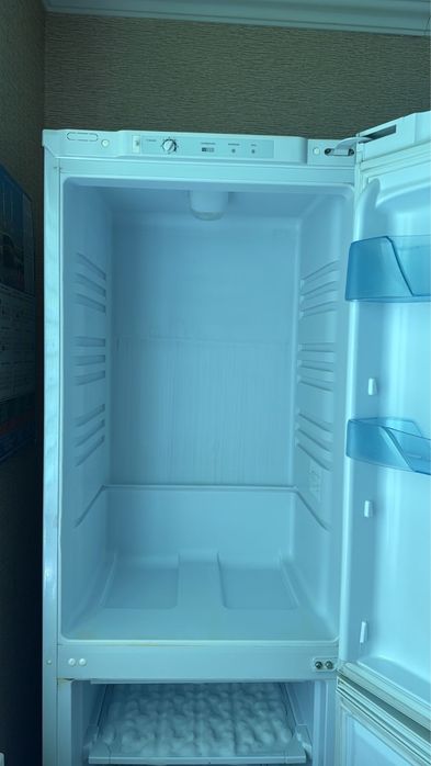 Продам рабочий холодильник