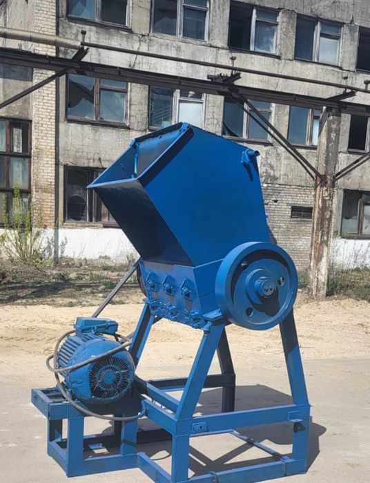 Продам дробилку 650