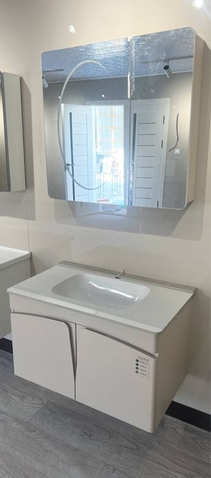 Osma Rakovina (висячая раковина)